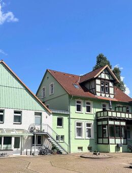 Renditeobjekt + Potenzial: Juwel mit ca. 2.400 m² Vermietungsfläche im Herzen des Weserberglandes - Buchholz (Niedersachsen)