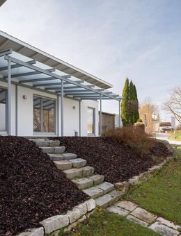 Traumhaftes Bungalow mit PV Anlage, Solar und Einbauküche in Top Siedlungslage! - Arnstorf