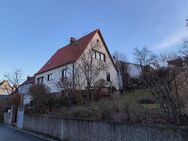 EFH mit großem Garten zentral in Cadolzburg - Cadolzburg