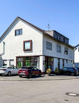 Dreieich: Gepflegtes Mehrfamilien-Wohn- und Geschäftshaus in Götzenhain - Dreieich