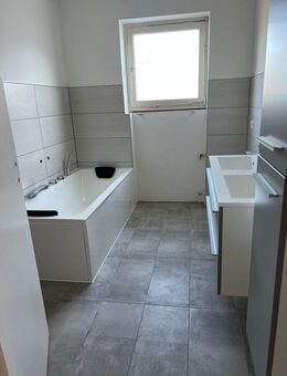 Stielvoll wohnen mit Aussicht - 4 Zimmer Wohnung in toller Lage in Wellheim zu vermieten. - Wellheim