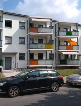 Sanierte 3-Raum-Wohnung mit Balkon - Riesa