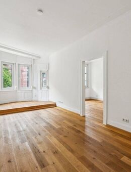 Modernisierte Altbauwohnung mit bester Anbindung - Stuttgart