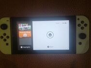 Nintendo switch oled plus 3 spiele 64 GB - Emden Zentrum