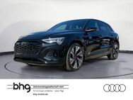 Audi Q8, S line 50 quattro, Jahr 2022 - Albstadt