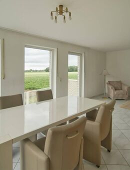 Krefeld-Forstwald: Großzügige, helle Doppelhaushälfte mit traumhaftem Ausblick - Krefeld