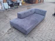 © Elegante Chaiselongue Sofa Couch Recamiere in grau - Owingen