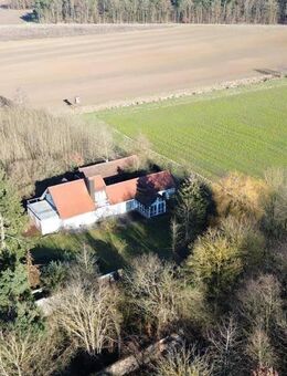 Einmalige Gelegenheit - Wohnen auf über 11.000 m² Grundstücksgröße - Sünching
