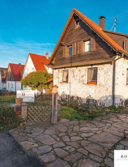 Der Traum vom Eigenheim! Kernsanierungsbedürftiges Einfamilienhaus mit Garage in toller Lage von Schwaikheim - Schwaikheim