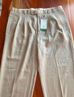 CUTTER & BUCK GOLF Hose EUR 54 US 38 beige Bund 50cm Schritt 97cm (Saum offen) - Wolfratshausen