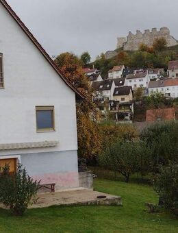 Bopfingen: Mehrgenerationenhaus mit sonnigem Aussichtsgrundstück in familienfreundlicher Lage! - Bopfingen