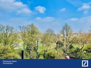 Direkt an der Einkaufsmeile Rethelstraße. Bezugsfreies Apartment mit Balkon und Aufzug! - Düsseldorf