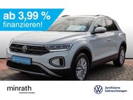 VW T-Roc, 1.0 TSI Life ParkAss KlimaA, Jahr 2023 - Moers