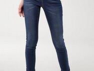 KangaROOS 5-Pocket-Jeans SUPER SKINNY HIGH RISE knöchellang, mit Used-Optik, hohe Leibhöhe