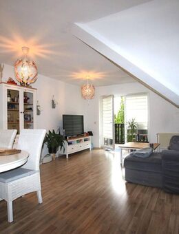 Gepflegte 3-Zimmerwohnung im Dachgeschoss mit Garten! Meine Wohnung! = Mein Partner! - Wolfsburg