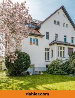 Repräsentative Villenhälfte mit historischem Charme in Traumlage nahe Dahlem-Dorf - Berlin