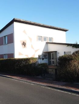 Zweifamilienhaus mit Garten und Fernblick in bevorzugter Höhenlage von Alfter-Oedekoven - Alfter
