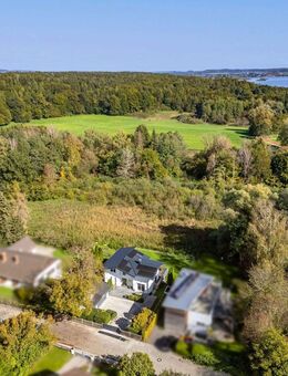 Gehobenes Familiendomizil in privilegierter Lage zwischen Natur und See - Schondorf (Ammersee)