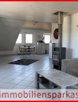 Herrliche Dachgeschosswohnung mit Terrasse und zwei Stellplätzen! - Wiernsheim