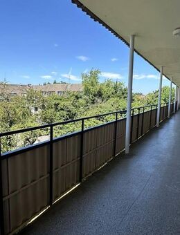 **Schöne 3 Zimmer Wohnung mit Balkon** - Essen