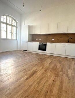 Moderne 3-Raum-Wohnung im historischen Ambiente mit EBK und Balkon - Halle (Saale)