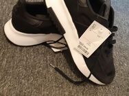 Adidas Neu in grösse 44 - Berlin Tempelhof-Schöneberg
