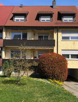 GEPFLEGTES 5-6- FAMILIENHAUS IN GUTER WOHNLAGE * Doppelgarage * Balkone * großer Garten - Stuttgart