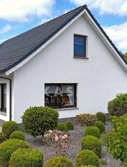 Charmantes Zuhause mit Garten, Garage und Nebengebäuden - ruhig gelegen in Holtland-Nücke! - Holtland