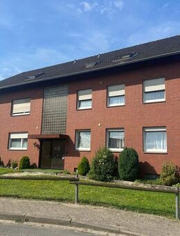 *** Kapitalanlage: Mehrfamilienhaus mit 6 geräumigen Wohnungen und großem Garagenhof *** - Georgsmarienhütte