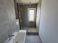 Gemütliche und renovierte 3,5 Wohlfühlwohnung mir neuem Duschbadezimmer mit Fenster - Recklinghausen