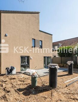 Moderne Doppelhaushälfte mit Garten und Dachterrasse - stilvoll wohnen im Projekt Living Area Köln - Köln