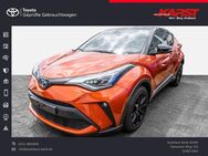 Toyota C-HR, Hybrid Orange Edition, Jahr 2020 - Köln