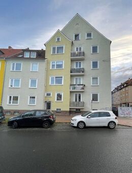 Wohnung mit Ausblick!! Gut geschnittene Wohnung über zwei Etagen mit Platz zur Entfaltung!! - Hildesheim