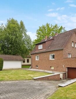Freistehendes gepflegtes Einfamilienhaus auf großem Grundstück - Limburg (Lahn)