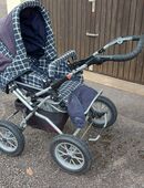 Kinderwagen mit Tragetasche zu verschenken in 75323