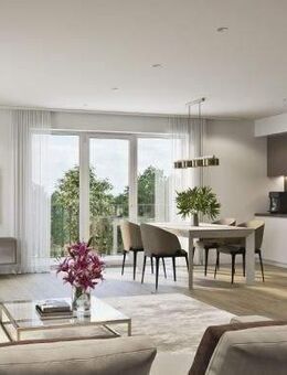 Sonnige 3 Zimmer OG Wohnung, Gäste WC, Südwest Balkon, Lift! - München