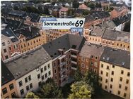 ATTRAKTIVE DG-WOHNUNG!!! MIT PARKETT, FUßBODENHEIZUNG, BALKON, LIFT SOWIE MODERNEM BAD!!! - Chemnitz