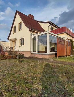 geräumige Doppelhaushälfte mit Wintergarten zu verkaufen - Parchim