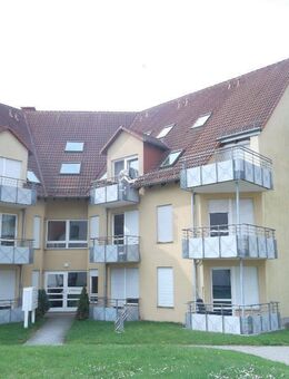Für Eigennutzer oder Kapitalanleger - günstige 1 Raumwohnung mit EBK im EG - Glauchau