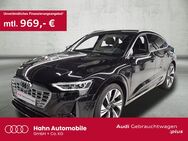 Audi Q8, Sportback 55e-tron qua S-Line, Jahr 2024 - Esslingen (Neckar)