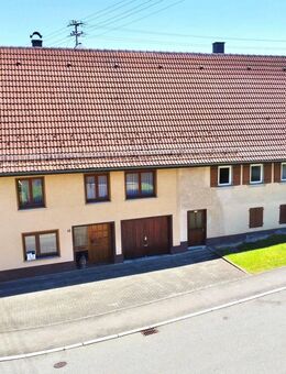 Doppelhaus der Möglichkeiten - Großes Grundstück mit vielseitigem Entwicklungspotenzial - Rottweil