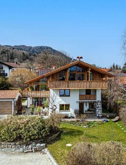 Großzügiges Zweifamilienhaus - Sehr schöner Bergblick - Eleganz - Exklusivität im "Bayerischen Meran" - Bad Feilnbach