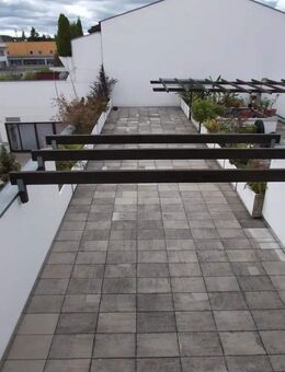 FFB: Sonnige 4-Zimmer Maisonettewohnung mit XXL Dachterrrasse am Buchenauer Markt - Fürstenfeldbruck