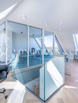 STILVOLLES PENTHOUSE BIS INS KLEINSTE DETAIL - Hamburg