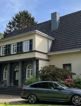 Herrschaftliche Stadtvilla auf parkähnlichem Grundstück Nähe Schloss Rheydt ! - Mönchengladbach