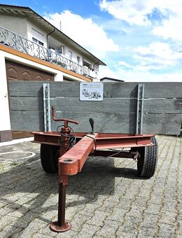 Traktor Anhänger - Oldtimer - Neuer Holzaufbau, guter Zustand! - Immendingen