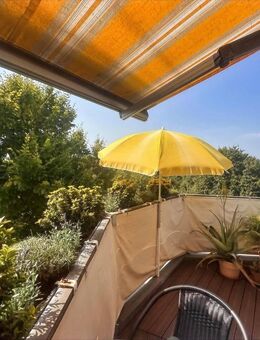 Über den Dächern von Mülheim! Sehr gepflegte 3-Raum-Maisonette Wohnung mit Balkon - Mülheim (Ruhr)