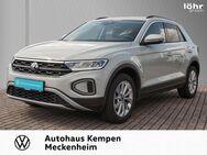 VW T-Roc, 1.5 TSI Life 17, Jahr 2023 - Meckenheim