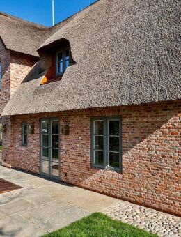 Neubau-Einzelhaus unter Reet mit Weitblick - Sylt