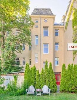 IMMOBERLIN.DE - Immobilienpaket in Toplage! Charmante Altbauwohnungen, u.a. mit Südwestterrasse - Berlin